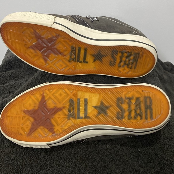 Converse X John Varvatos - M 9, W 11
Gray - Picture 3 of 7